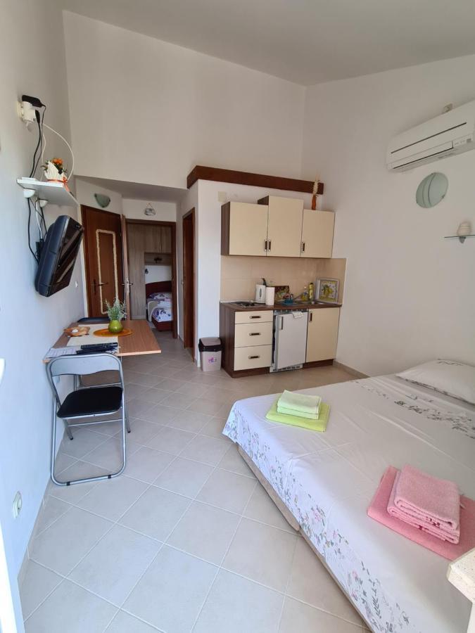 Apartmani Bozana Viganj Exterior photo