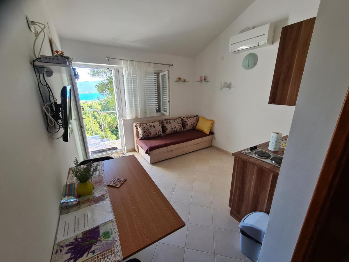 Apartmani Bozana Viganj Exterior photo