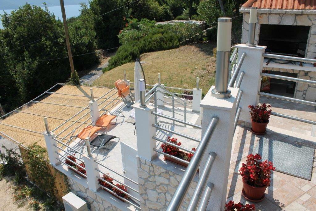 Apartmani Bozana Viganj Exterior photo